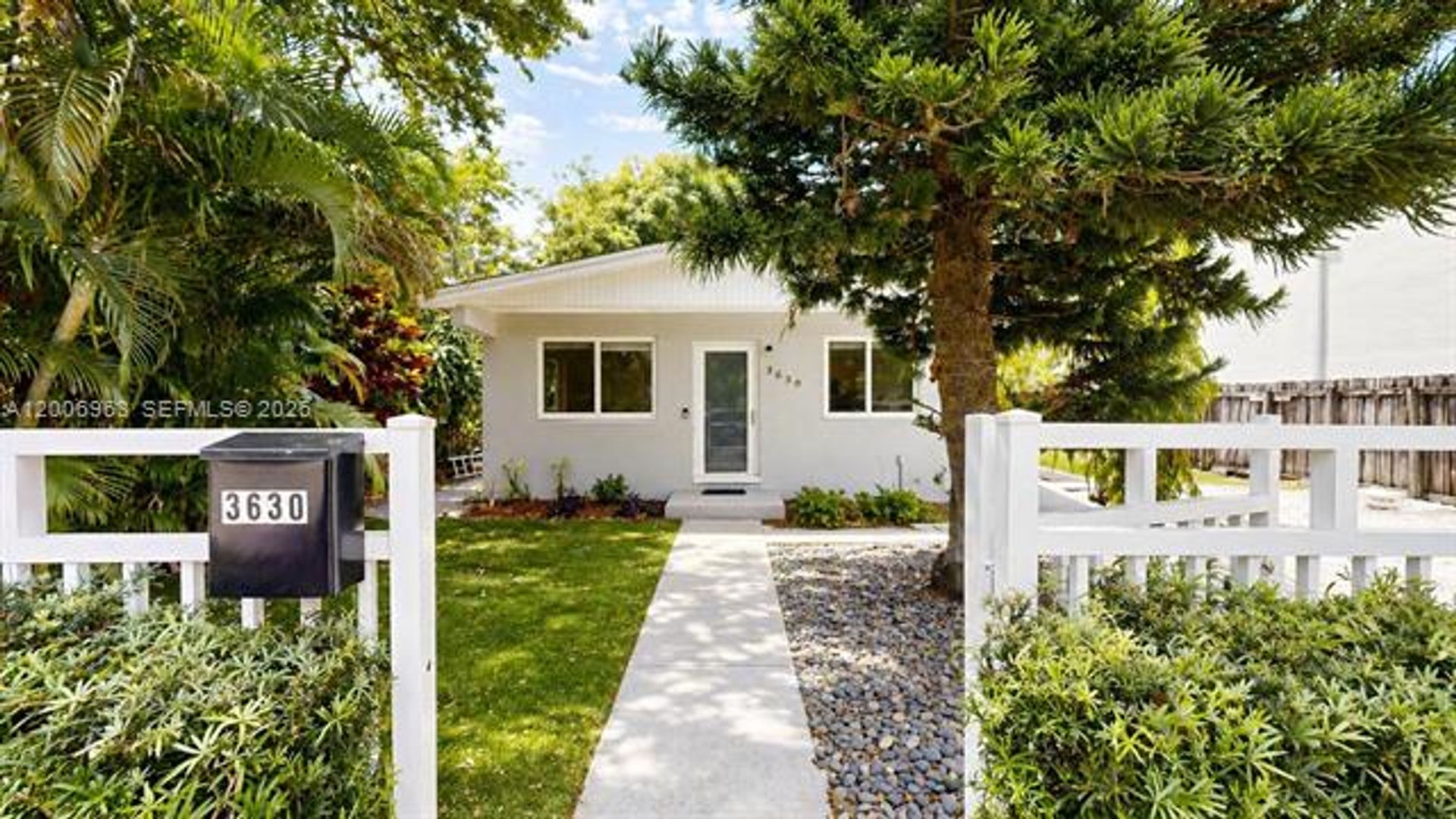 Miami House: 3630 Percival Ave