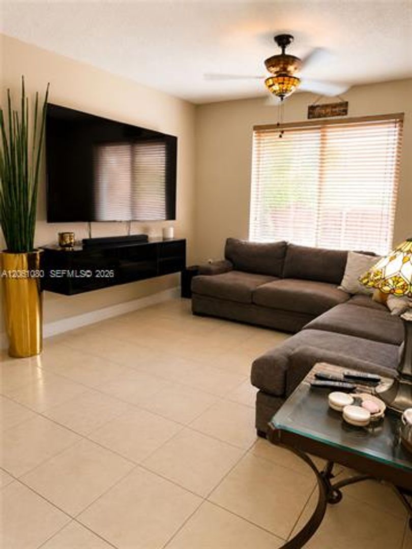 Miami Townhome: 8688 SW 158th Pl # 8688
