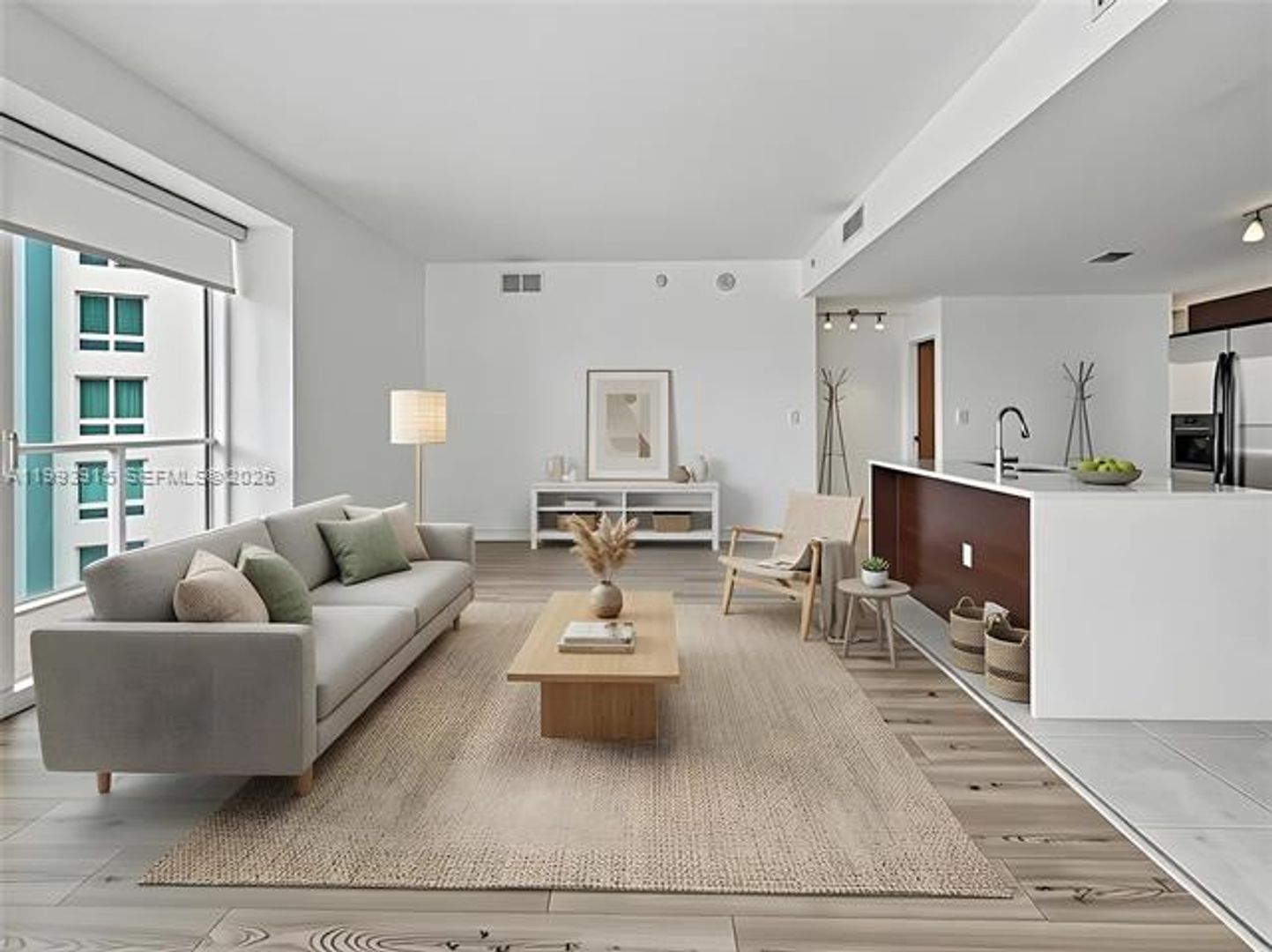 MIAMI Apartment: 1900 N Bayshore Dr # 3811