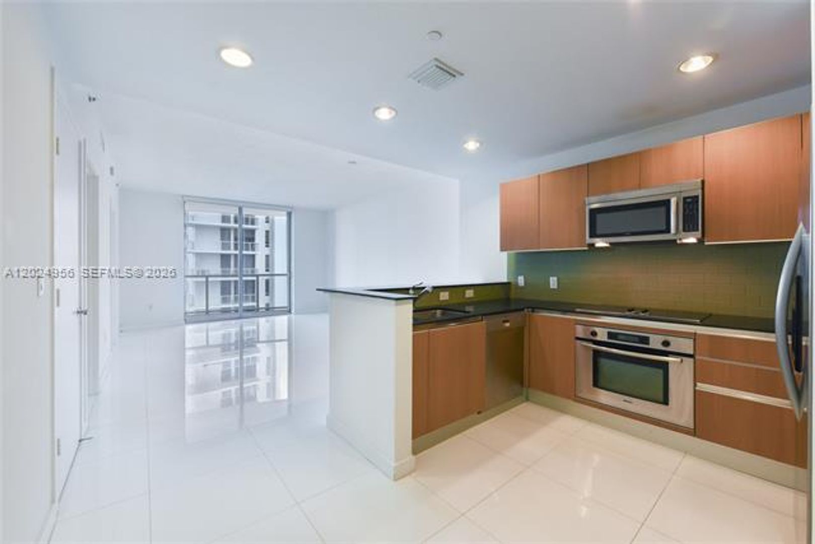 Miami Condo: 1060 Brickell Ave # 1715