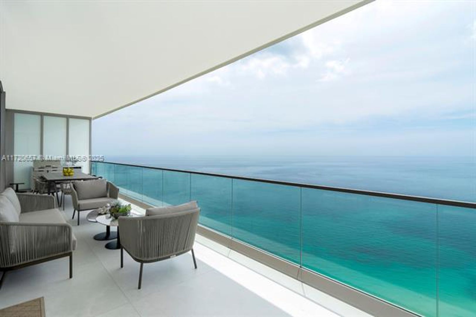 SUNNY ISLES BEACH Apartment: 18975 Collins Ave appt 4102