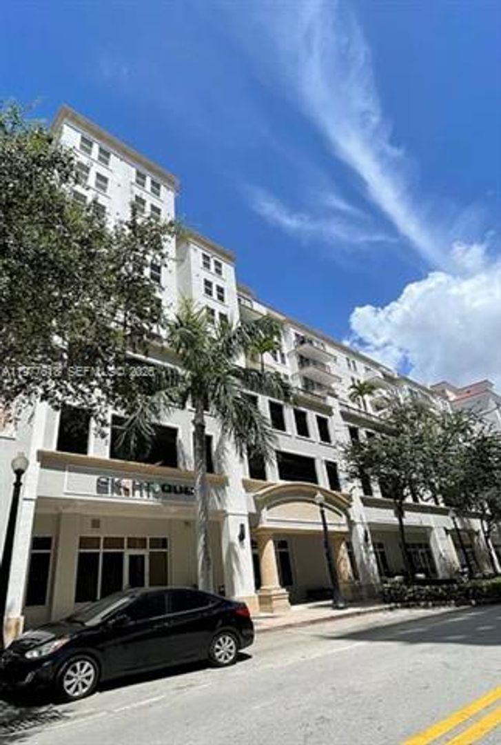 Coral Gables Condo: 4100 Salzedo St # 910