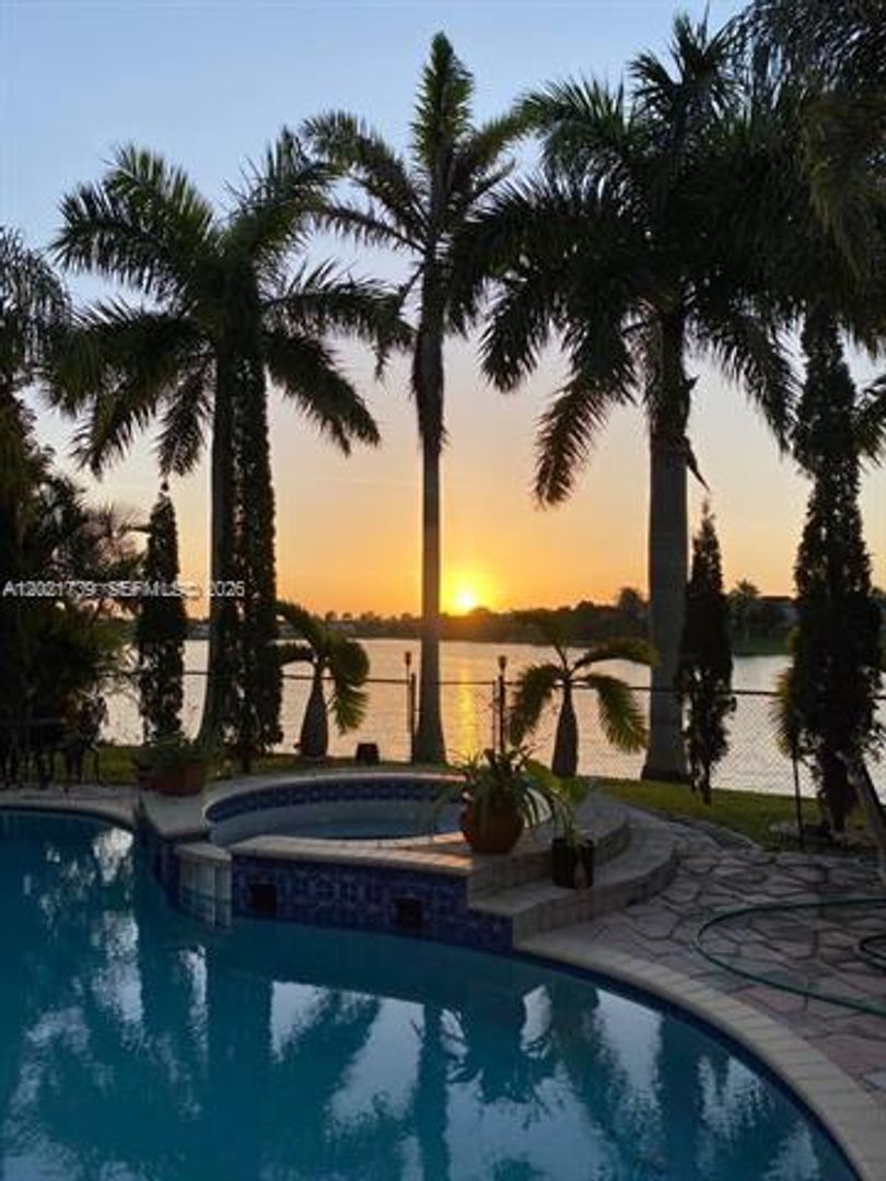 Miami House: 13553 SW 124th Ave Rd