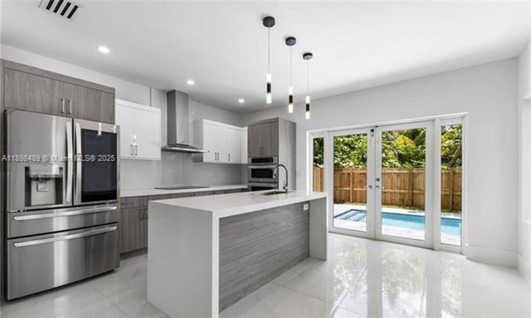 MIAMI Townhome: 3140 Carter St th 3140
