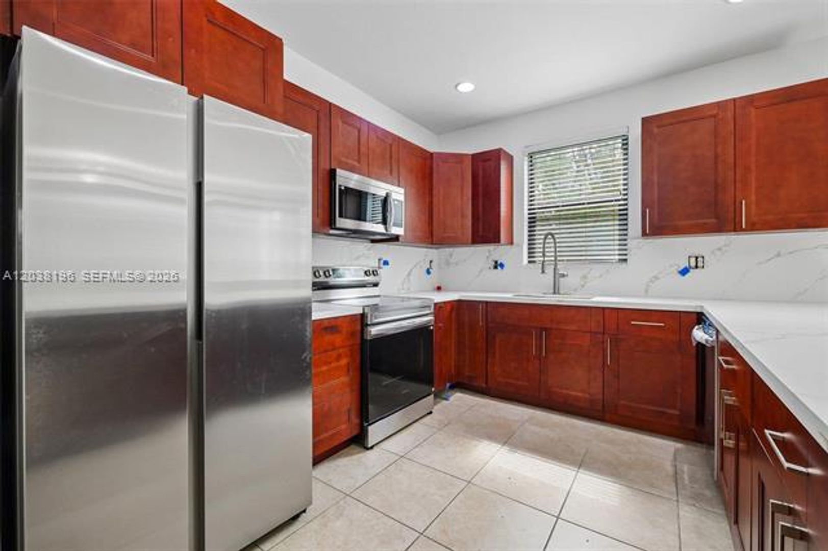 Homestead House: 23271 SW 118th Ave # 23271