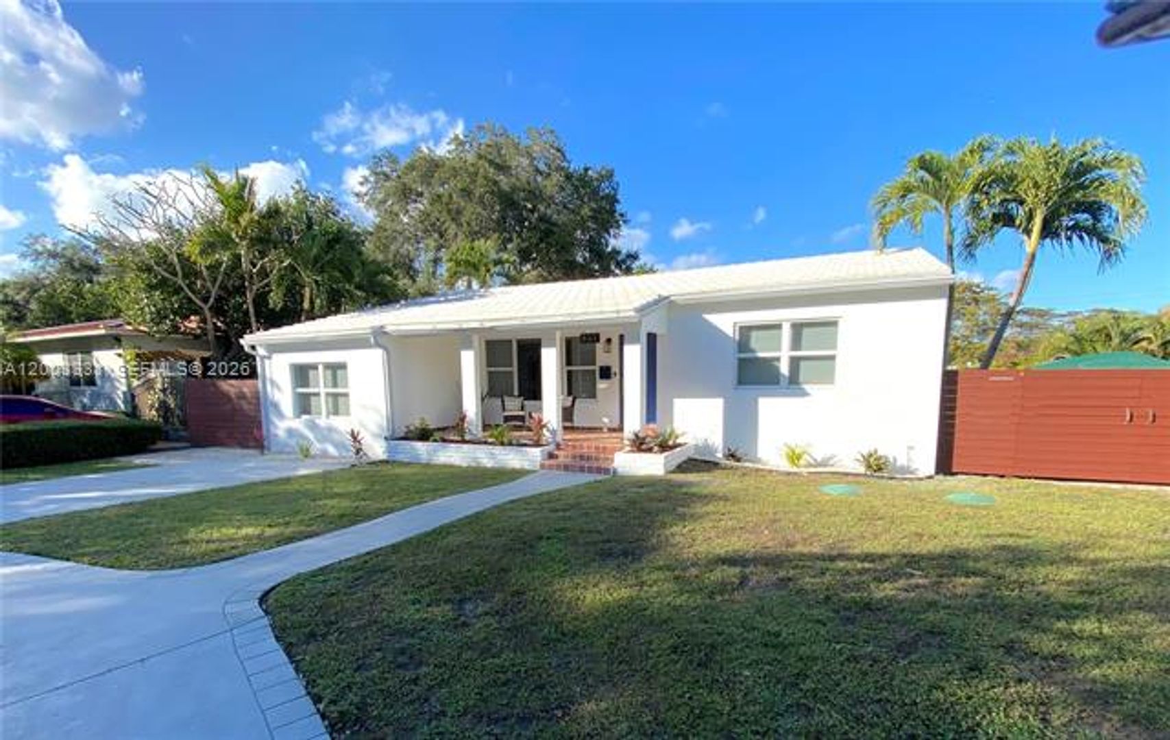 BISCAYNE PARK House: 951 NE 116th St