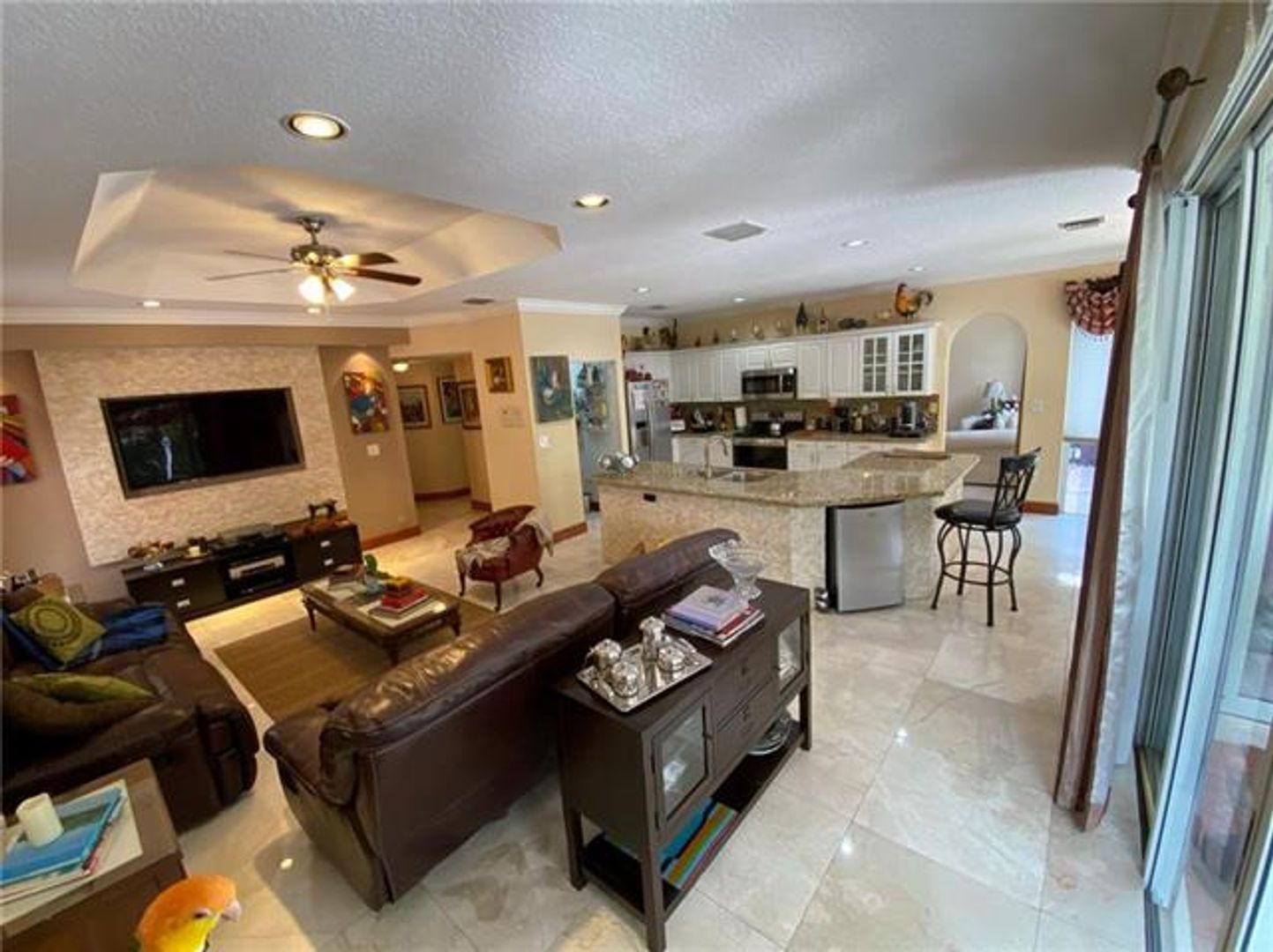 Doral House: 10747 NW 70th Ter # 10747