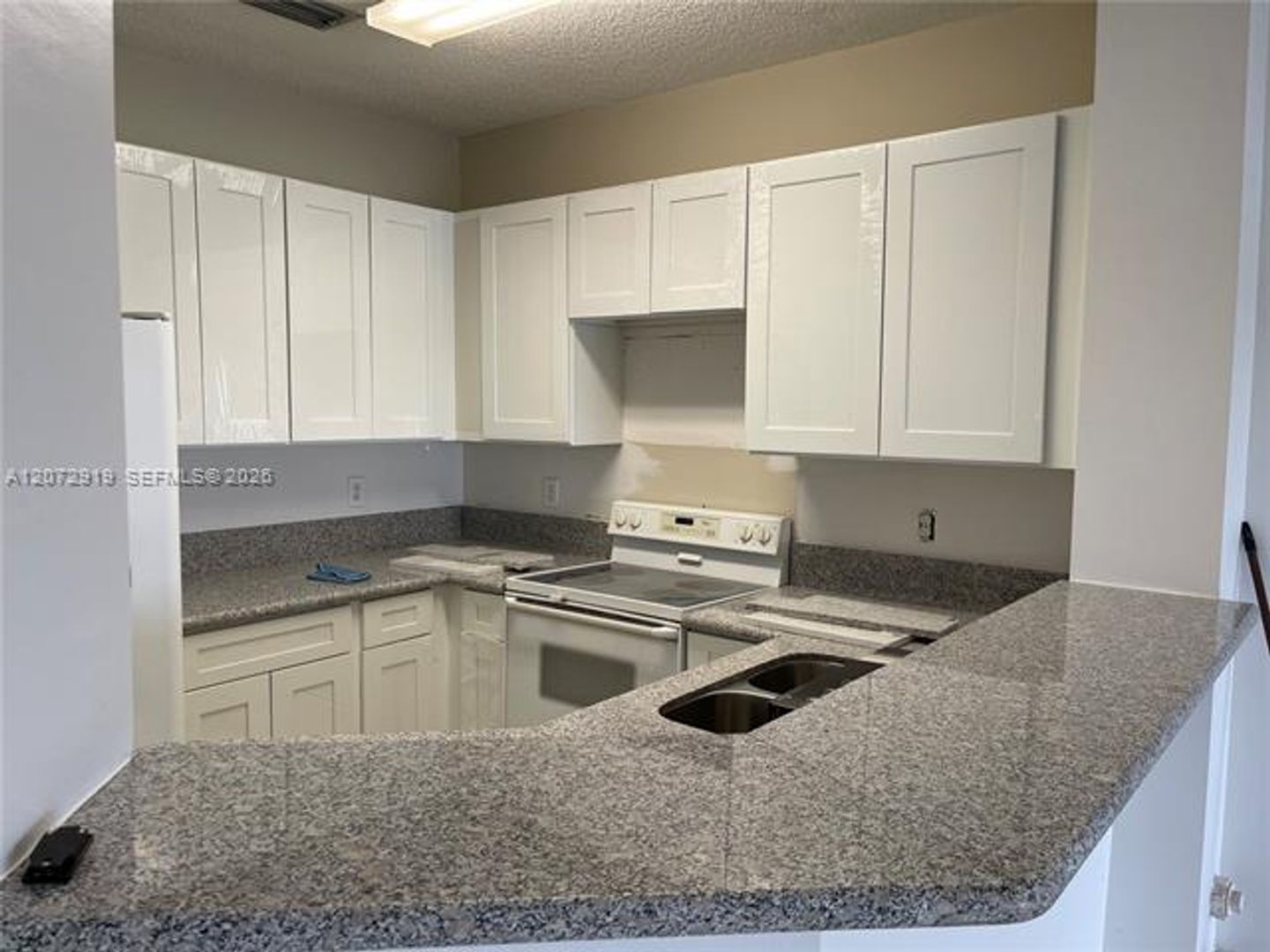 Pembroke Pines Townhome: 321 SW 120th Ave th 321