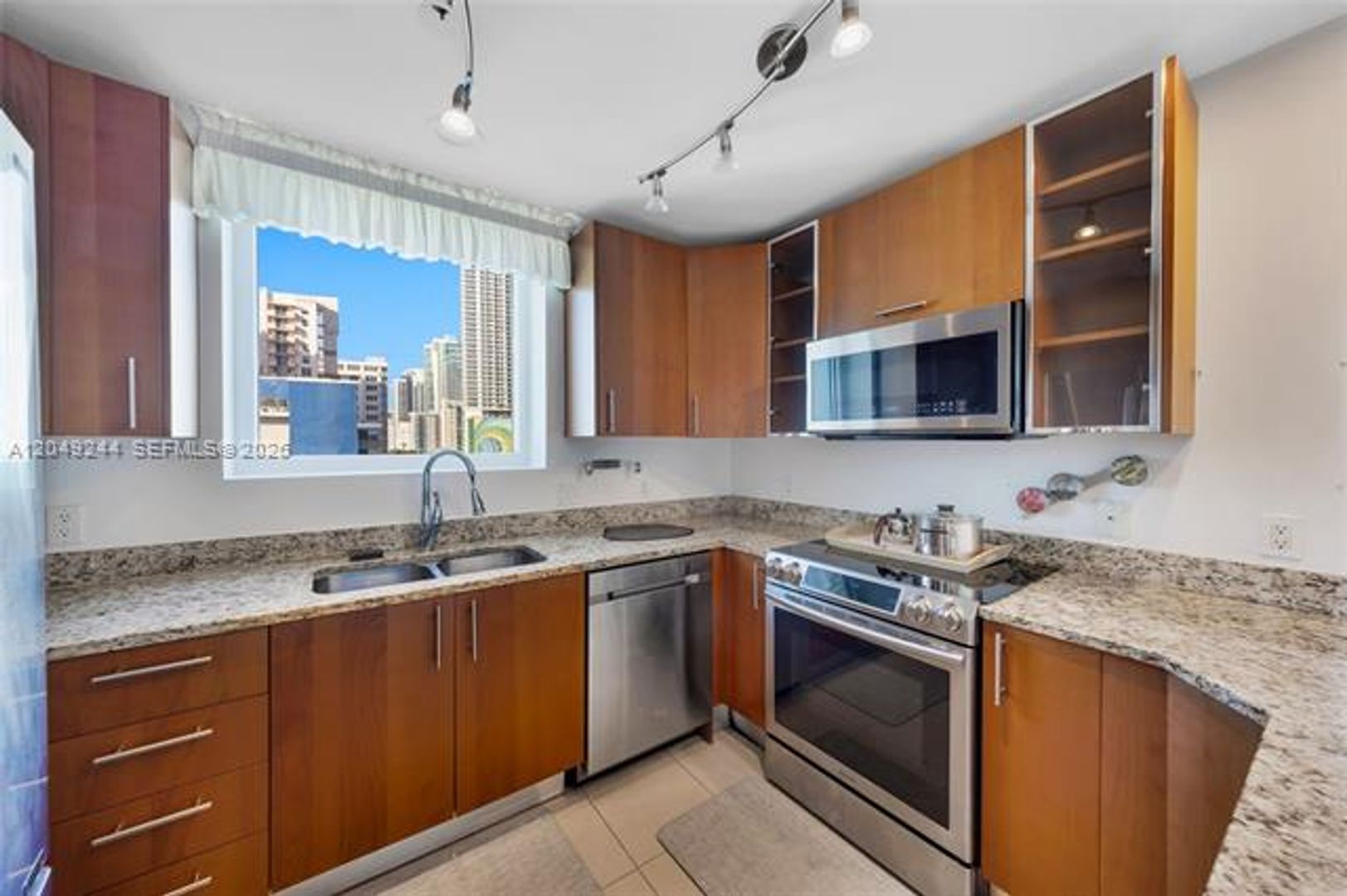 Hallandale Beach Condo: 1945 S Ocean Dr cu-714