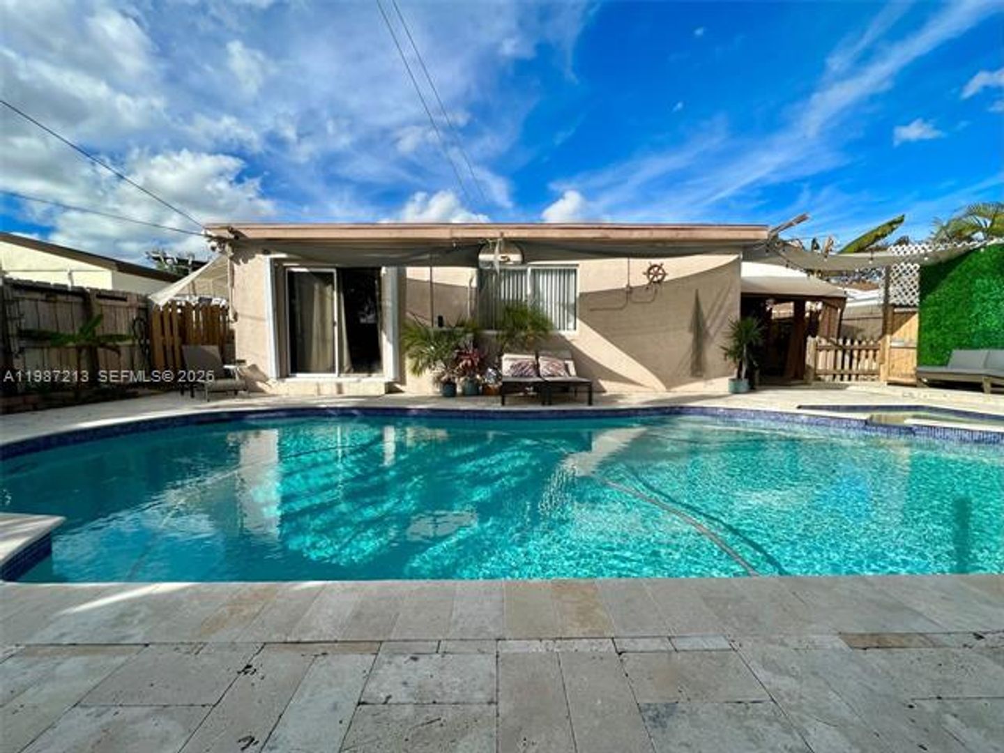 NORTH MIAMI BEACH House: 2040 NE 183rd St