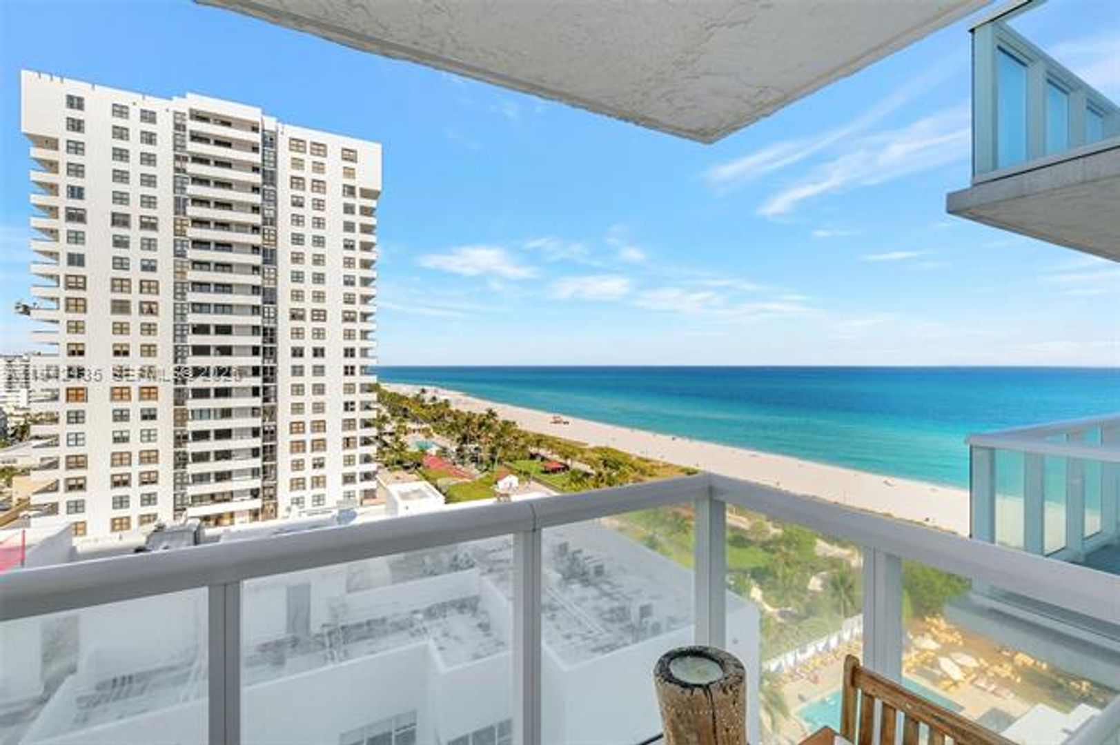 MIAMI BEACH Apartment: 2457 Collins Ave appt 1402