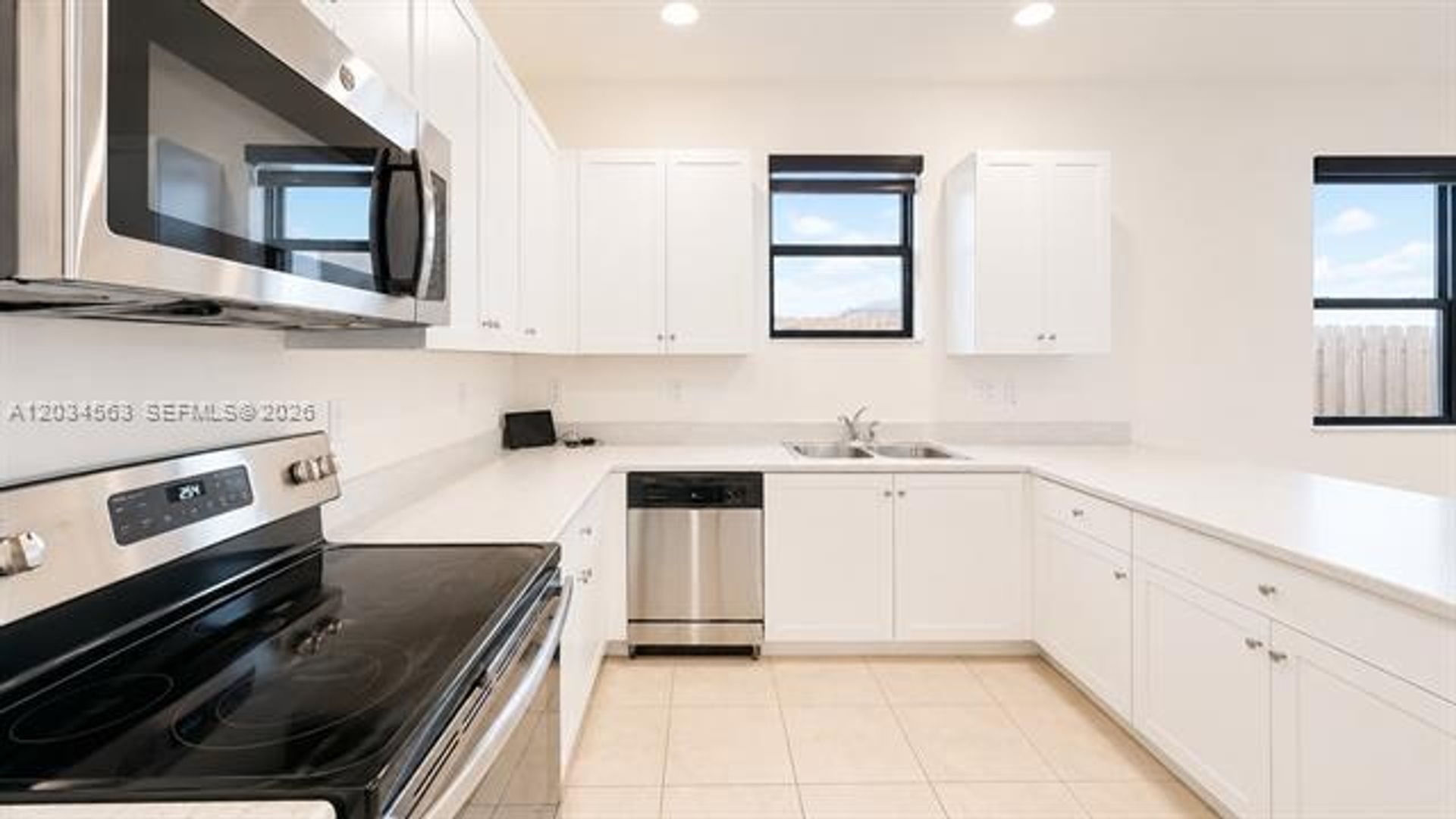 Homestead House: 2434 NE 1st St # 0