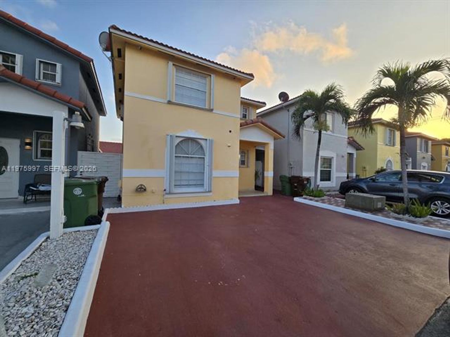 HIALEAH Townhome: 7211 W 24th Ave th 2370