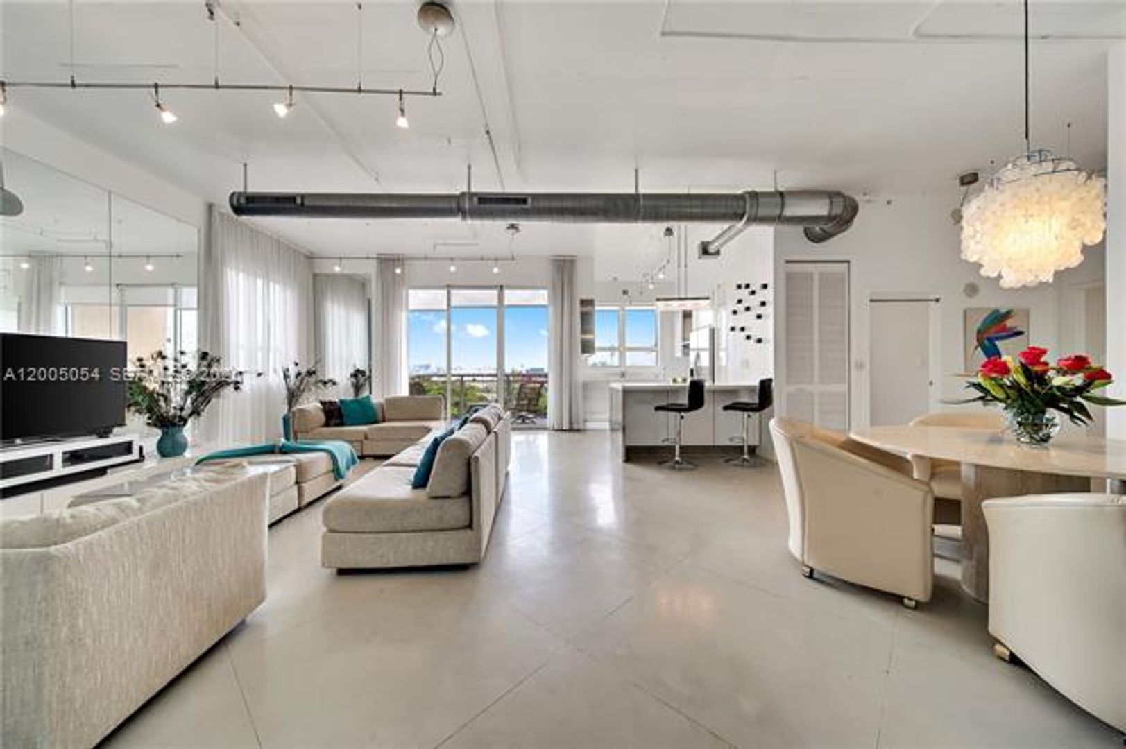 MIAMI Apartment: 2001 Biscayne Blvd # 2520