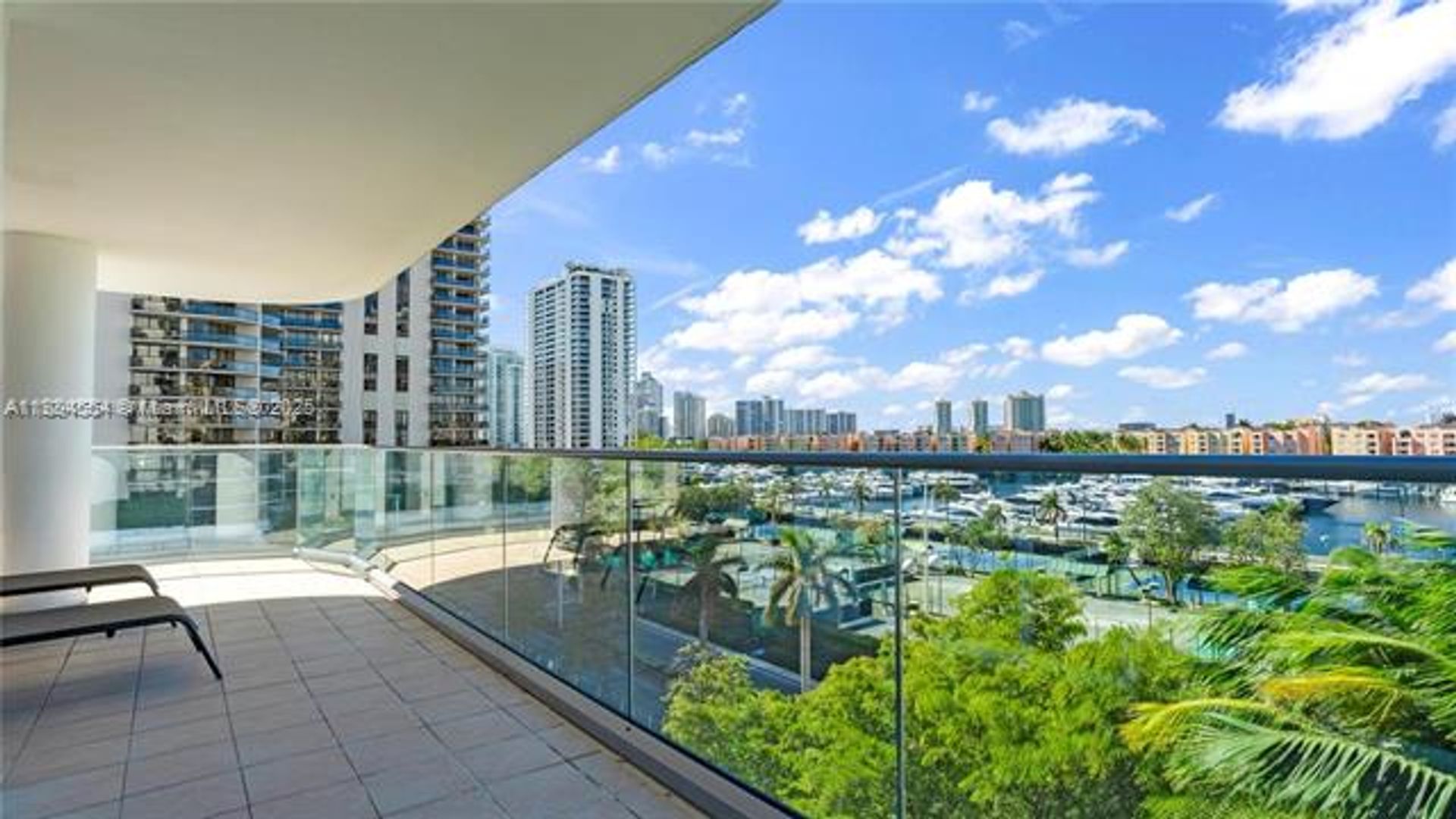 AVENTURA Apartment: 19707 Turnberry Way unit 7D