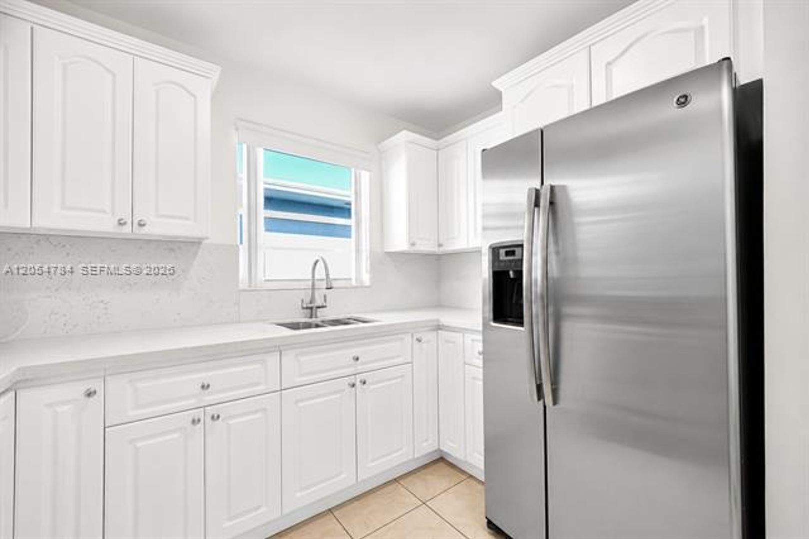 Miami House: 3233 SW 25th St # 3233