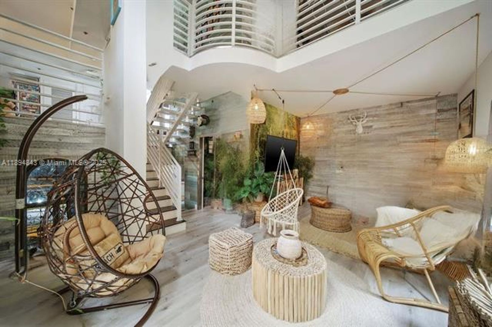 MIAMI BEACH Townhome: 100 Jefferson Ave TH 10012