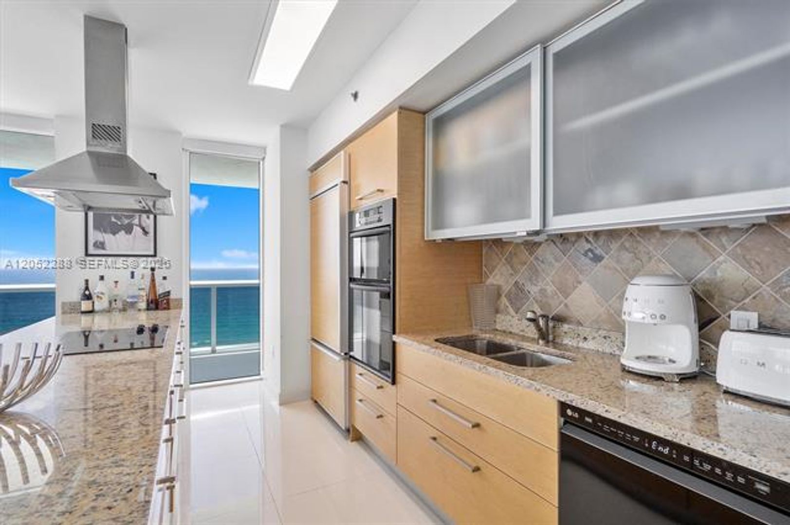 Hallandale Beach Condo: 1830 S Ocean Dr cu-1101