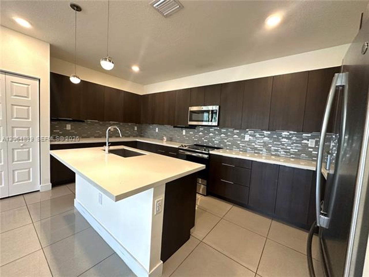 Doral Townhome: 4713 NW 84th Ct th 4713