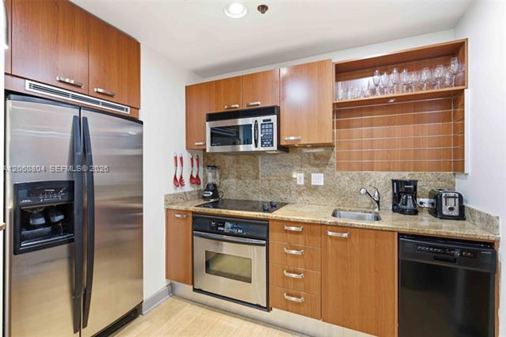Miami Condo: 1395 Brickell Ave cu-2902