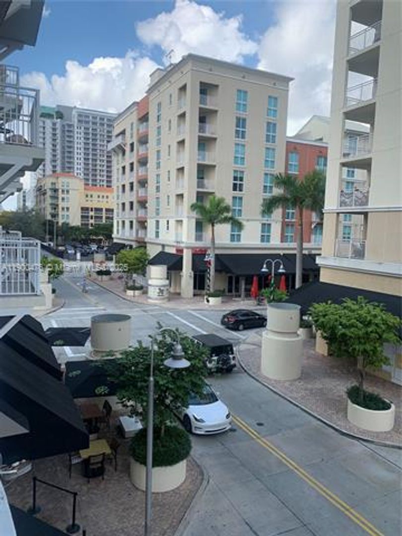 MIAMI Apartment: 7275 SW 90th St unit C514