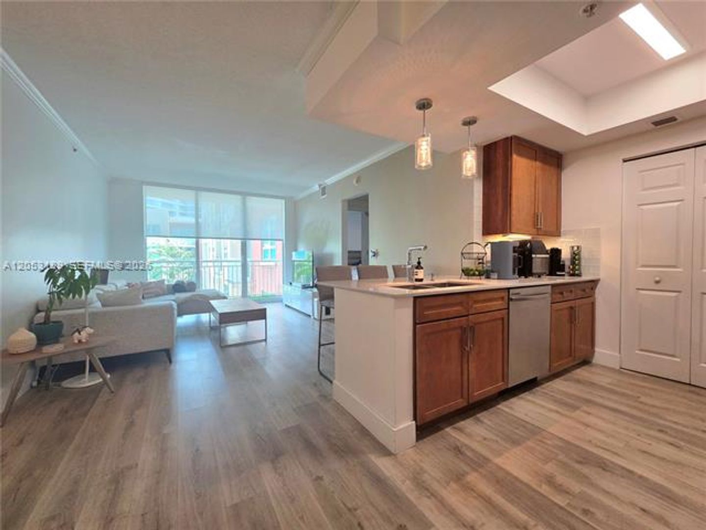 Miami Condo: 2000 N Bayshore Dr cu-507