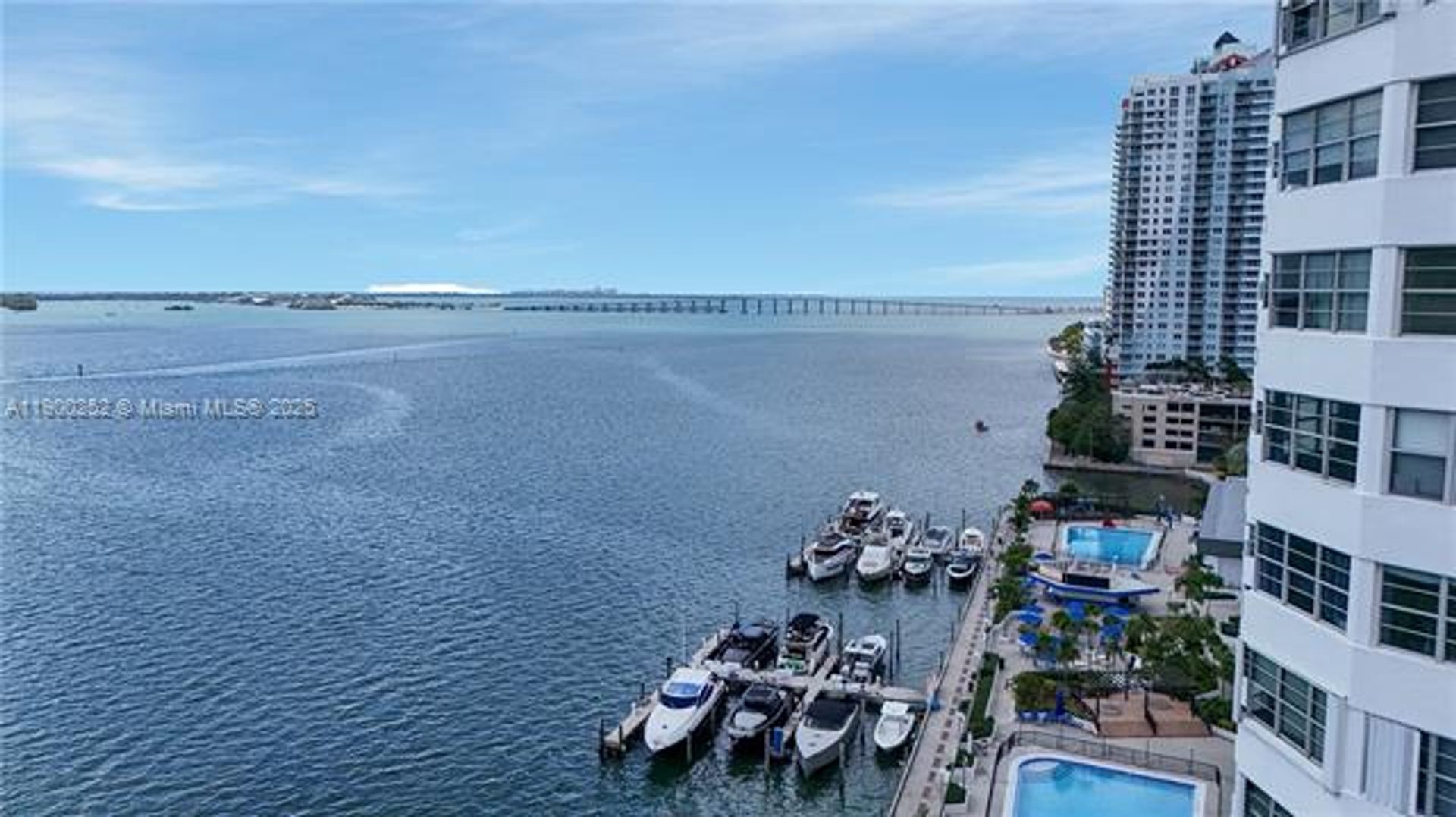 MIAMI Apartment: 801 Brickell Bay Dr unit 1070