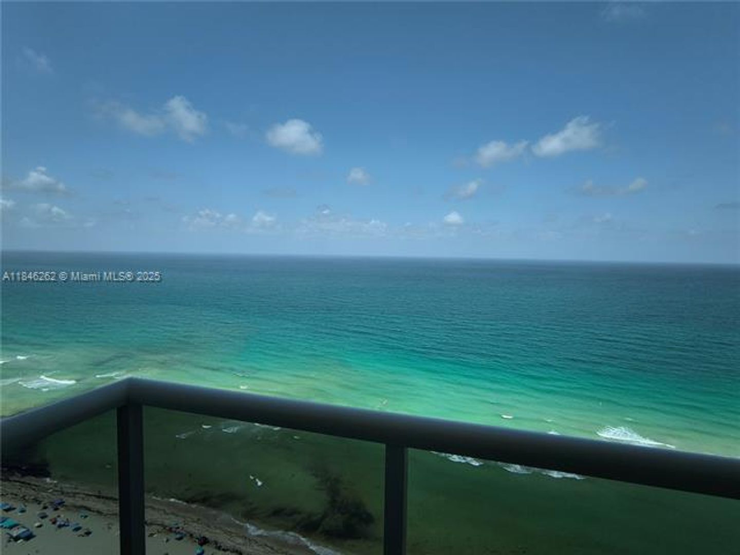 SUNNY ISLES BEACH Apartment: 19111 Collins Ave unit 2906