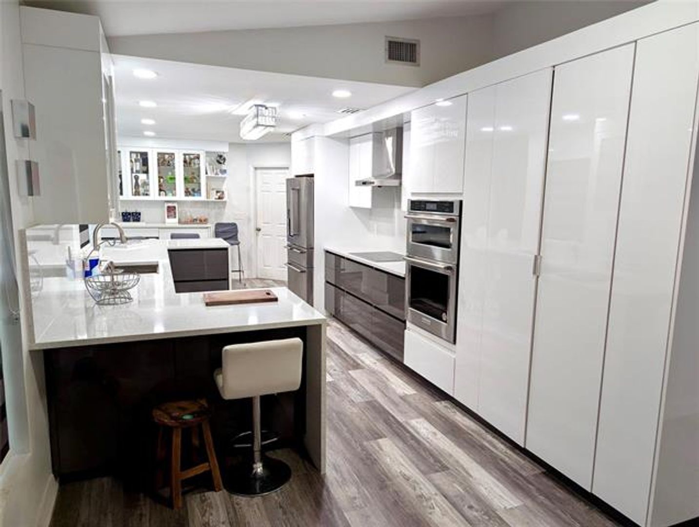 Davie House: 6421 Crossbow Ct # 6421