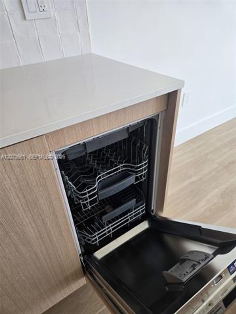 Miami Condo: 90 NE 32nd Street cu-1104