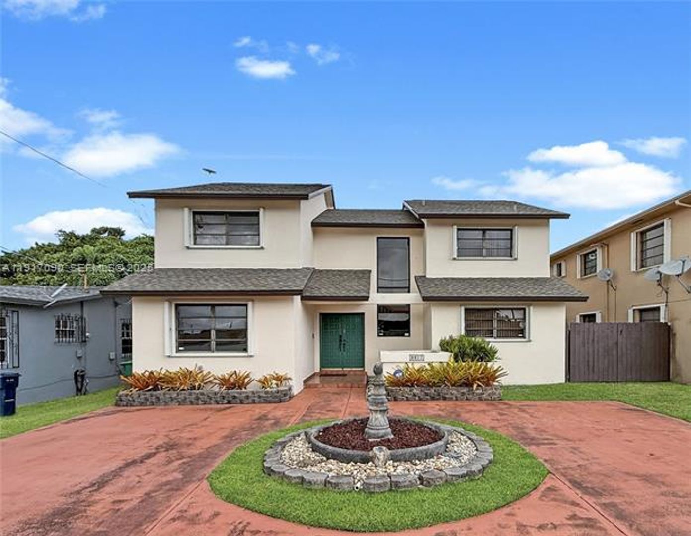 MIAMI House: 8877 SW 36th St