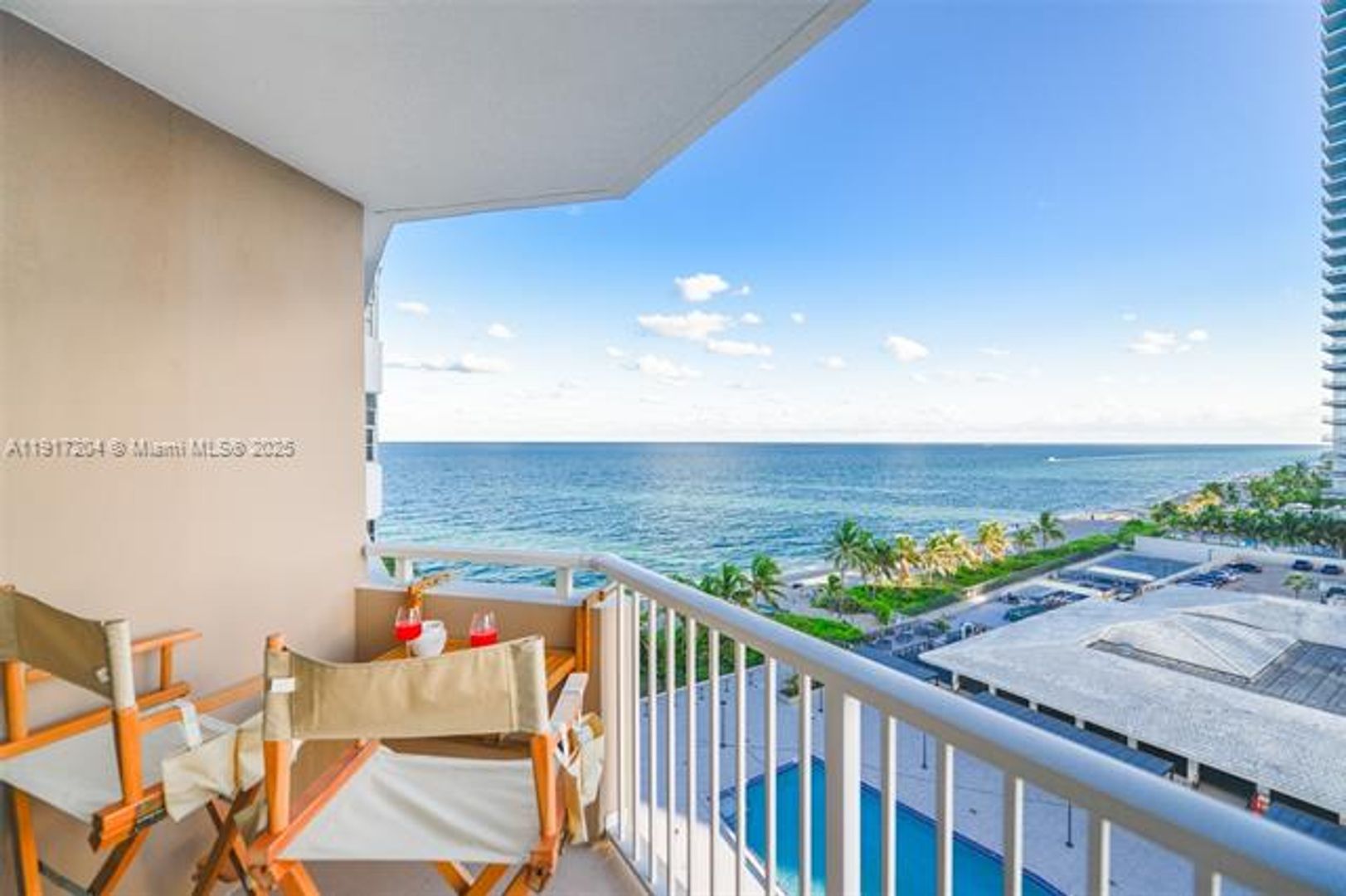 HALLANDALE BEACH Apartment: 1950 S Ocean Dr unit 8N