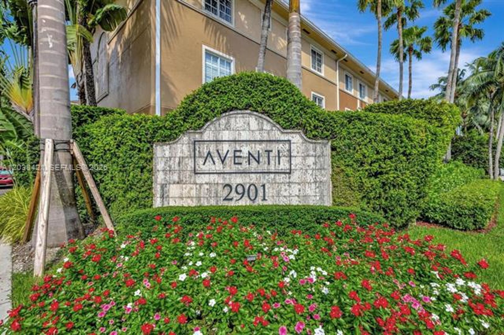 Aventura Townhome: 2845 NE 185th St # 908