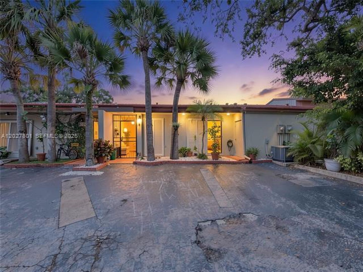 Miami Lakes Townhome: 8317 Balgowan Rd