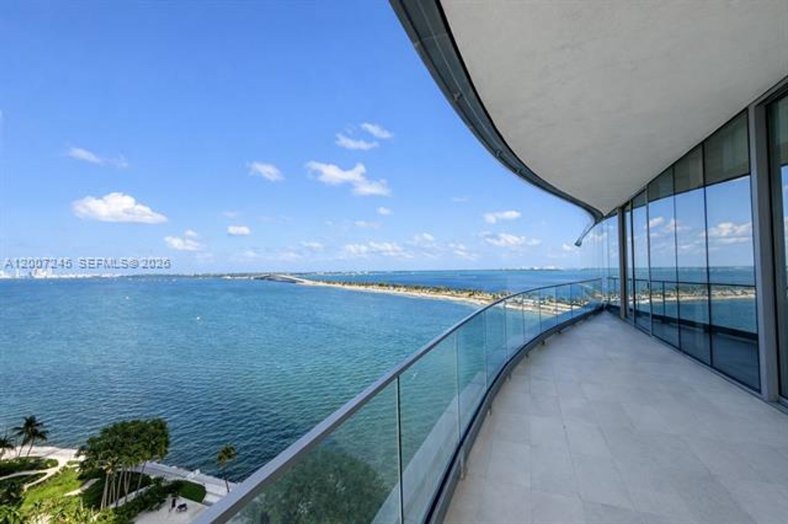 MIAMI Apartment: 175 SE 25th Rd # 1204