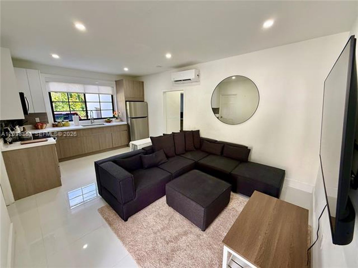 Miami Beach House: 733 Michigan Ave cu-9