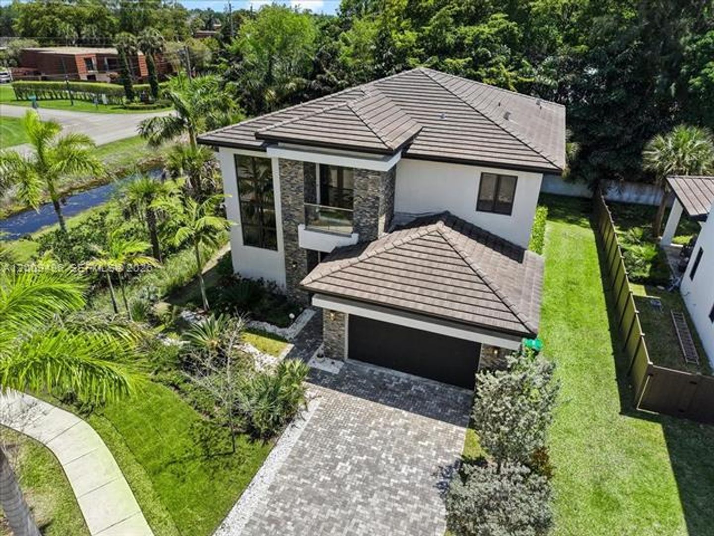 DAVIE House: 12120 Rhino Oaks Dr # 0