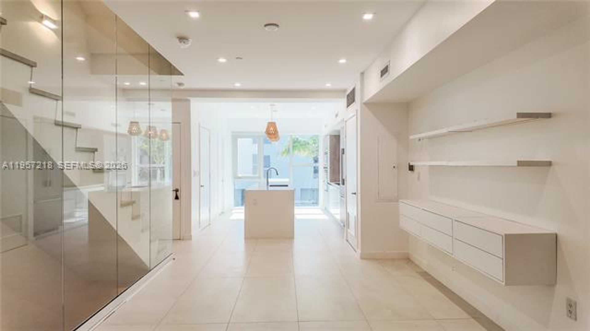 Miami Townhome: 455 NE 39th St th 304