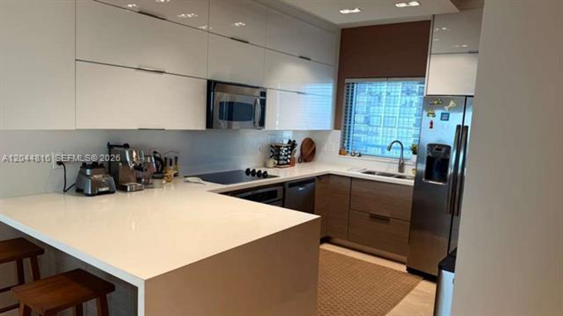 Miami Condo: 601 NE 36th St cu-1306