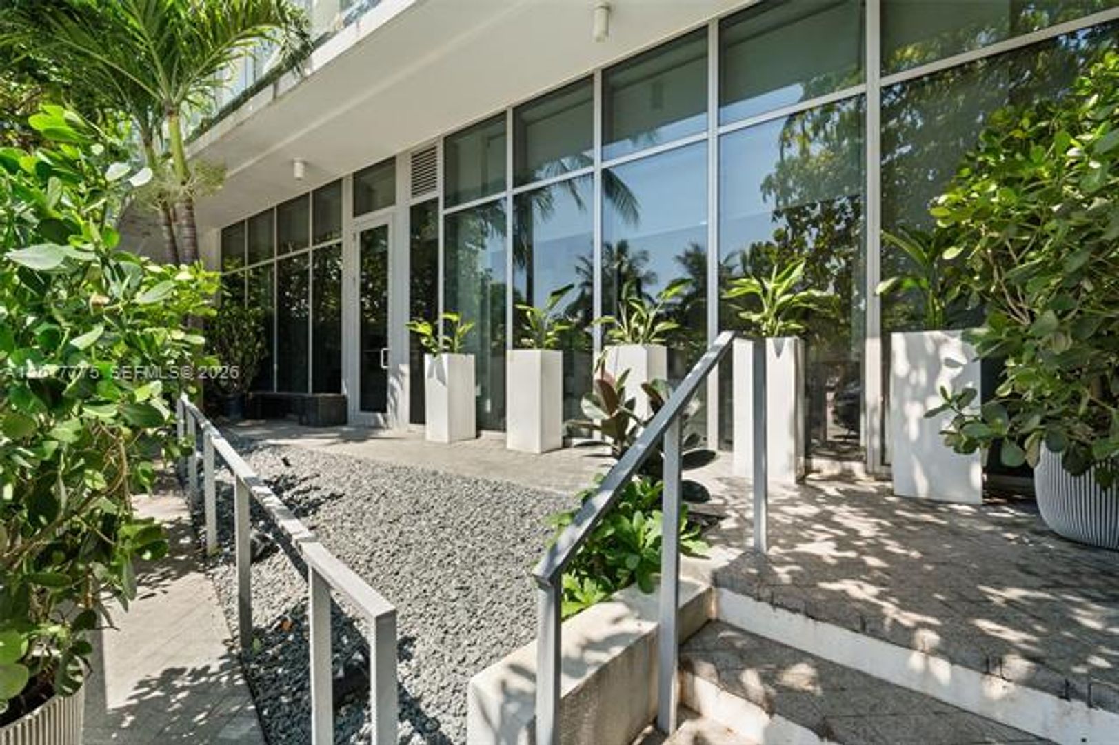 Miami Beach Condo: 1 Collins Ave # 108