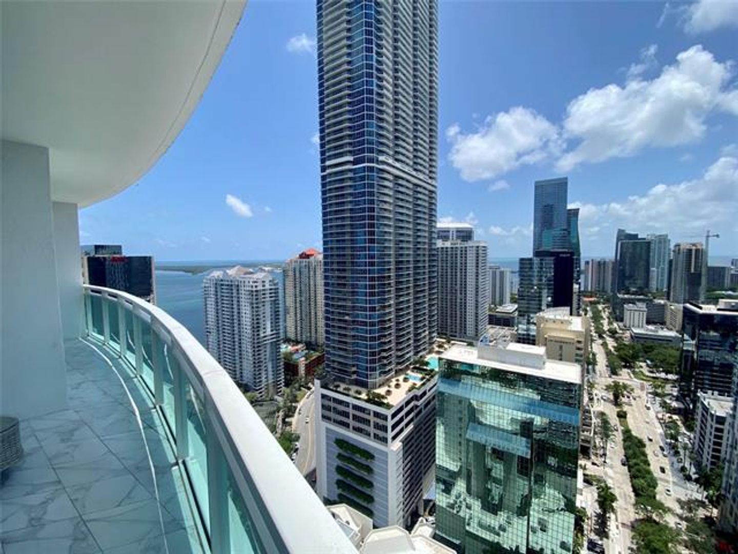 MIAMI Apartment: 951 Brickell Ave # 3611