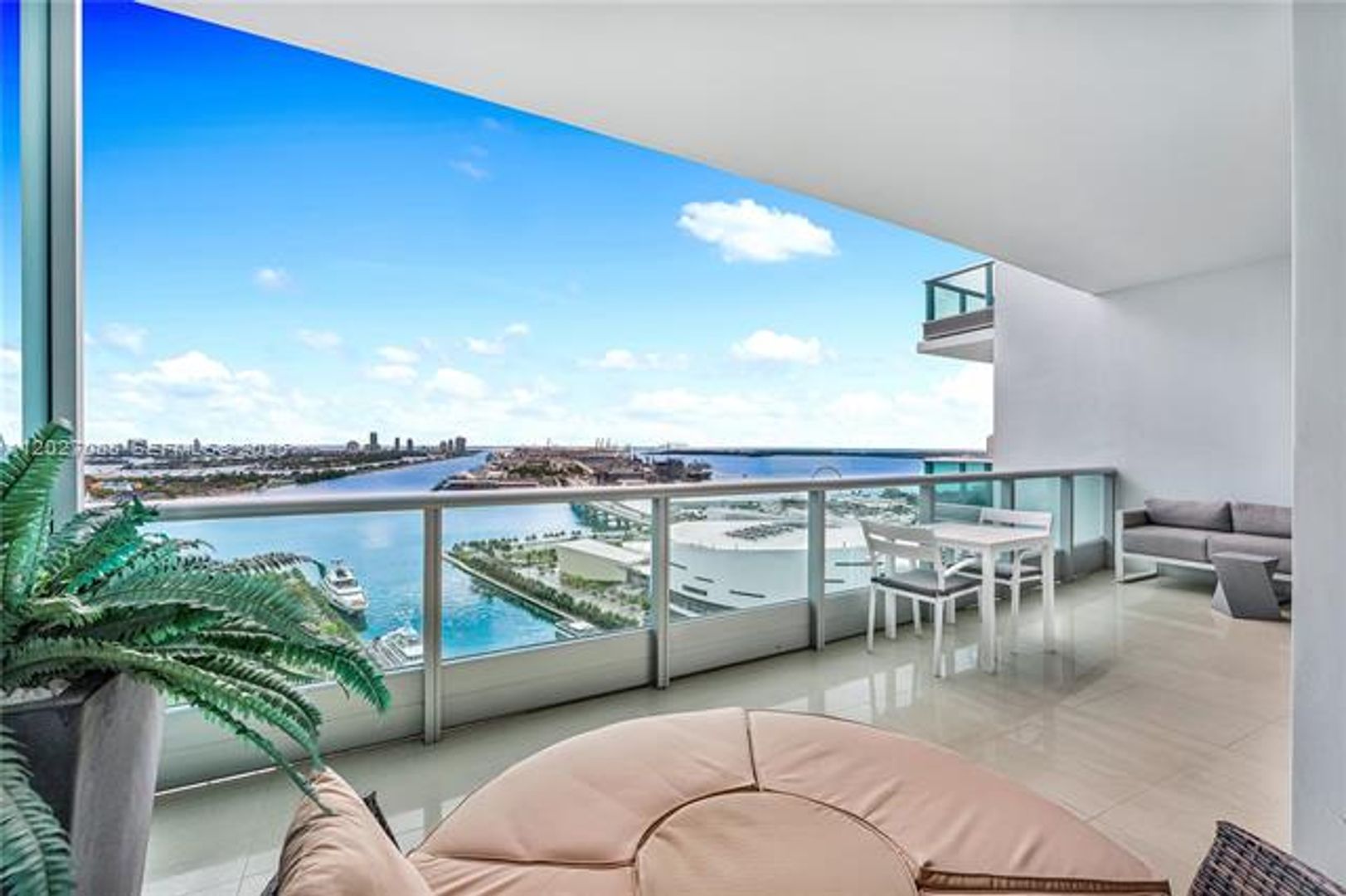 Miami Condo: 900 Biscayne Blvd # 3109