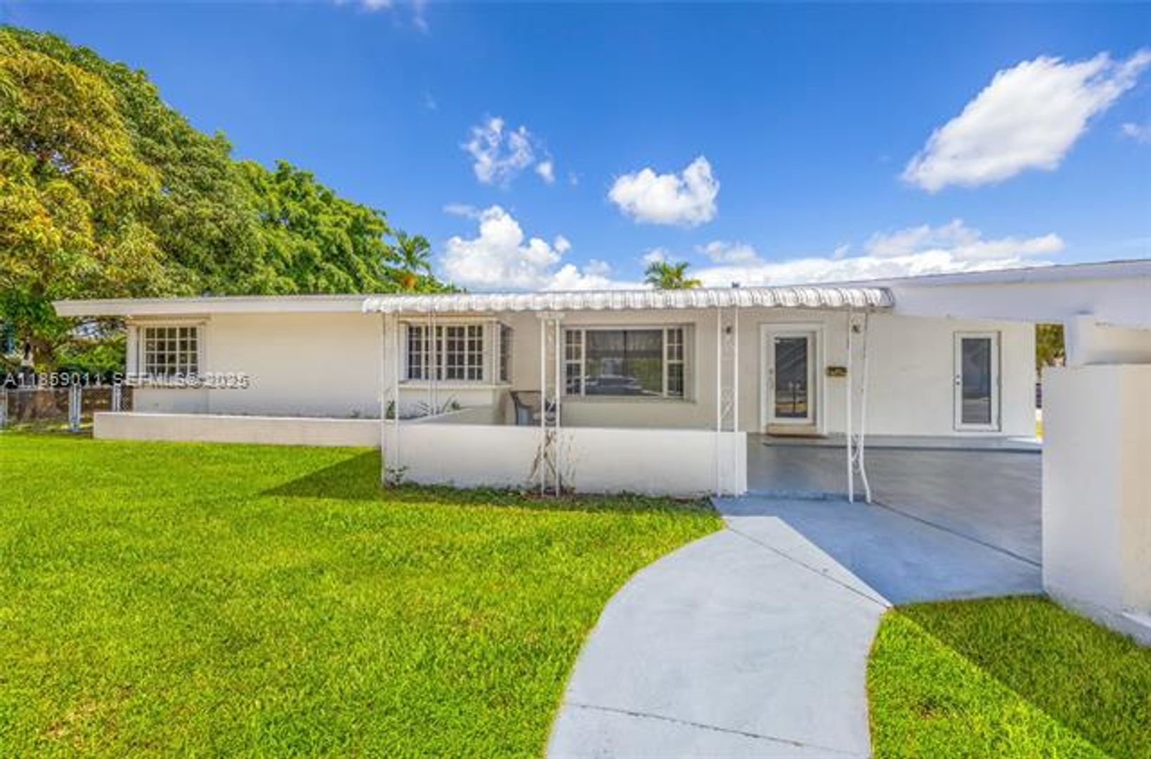 NORTH BAY VILLAGE House: 1700 N Treasure Dr #0