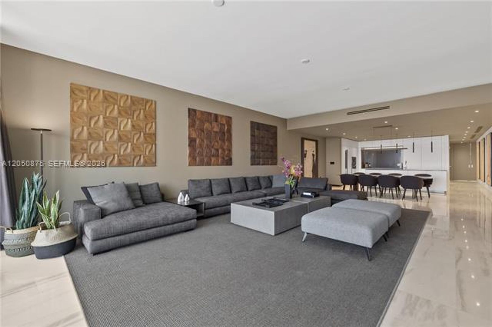 Miami House: 300 Biscayne Blvd Way cu-3104