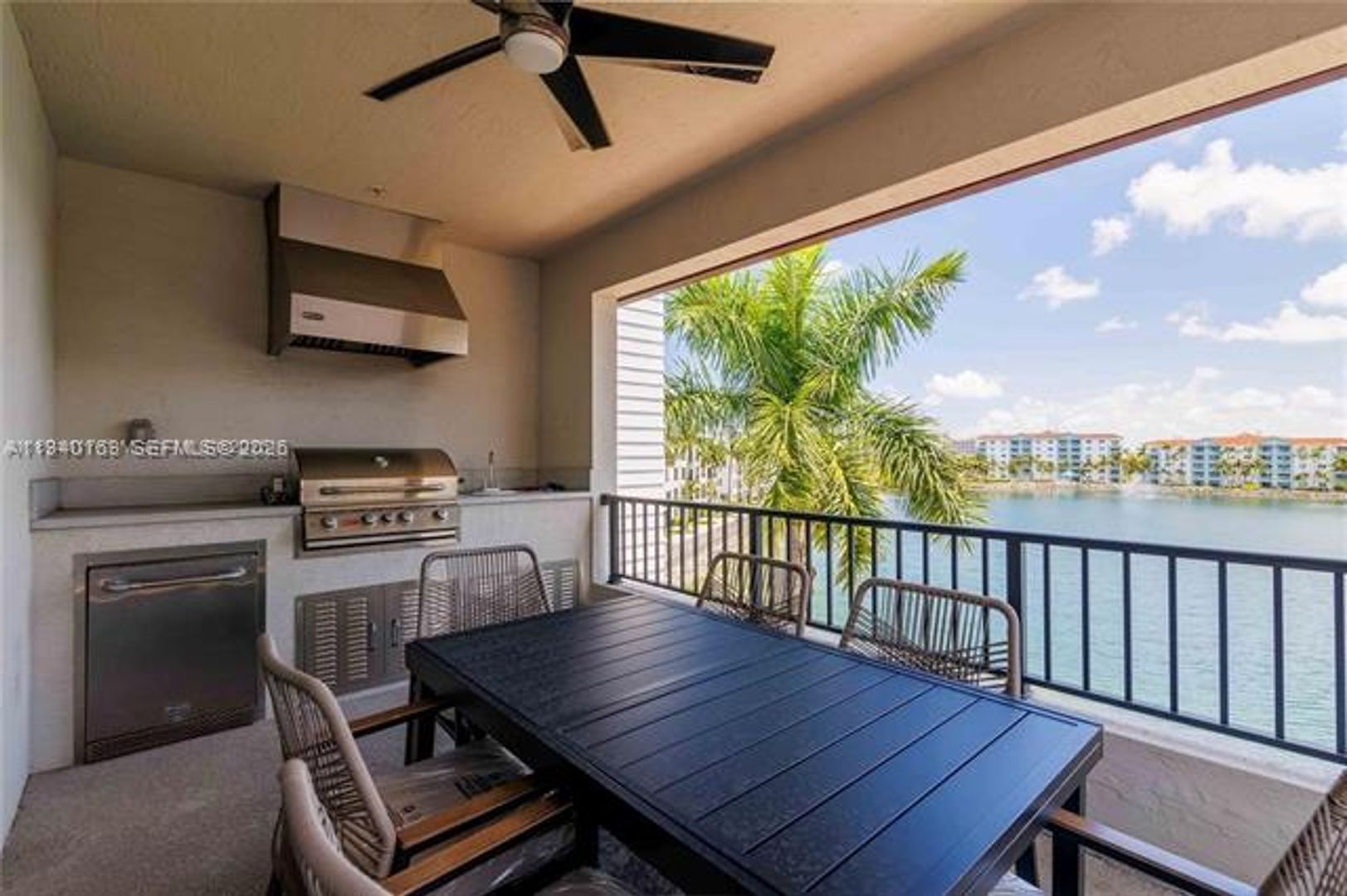 DORAL Townhome: 4714 NW 84th Ct th 4714