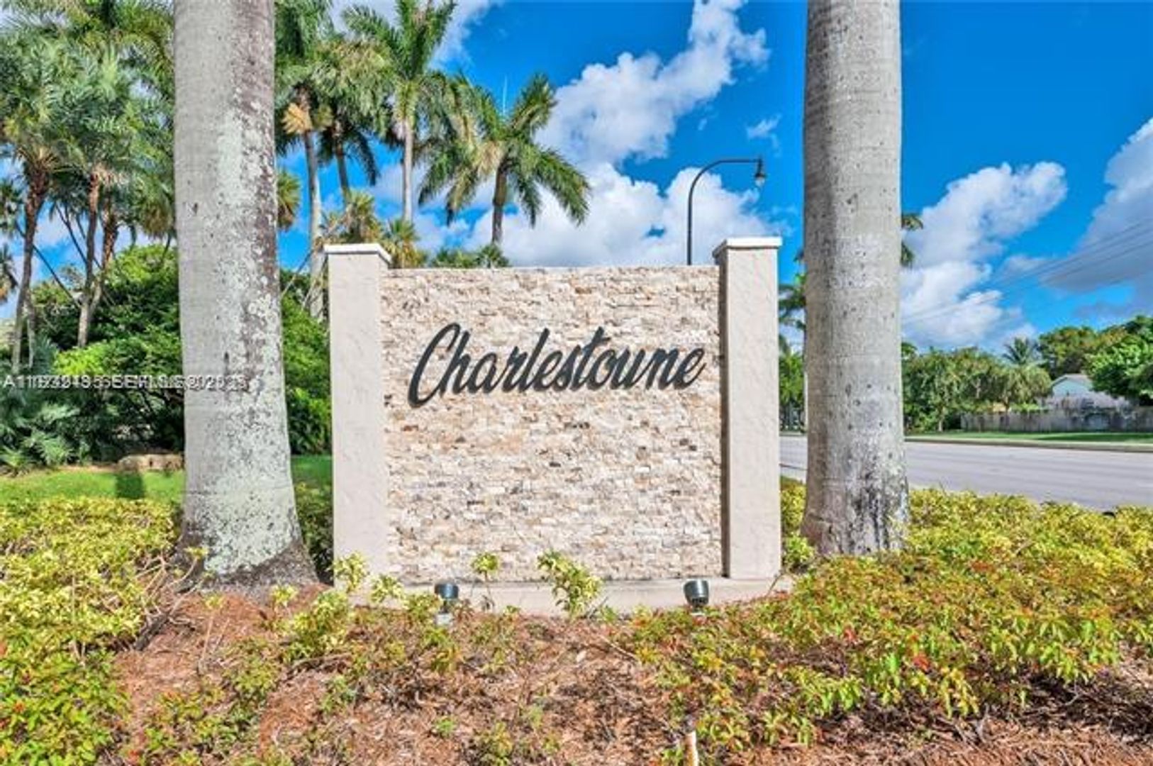 MIAMI Townhome: 13929 SW 102 Nd Ter th 13929