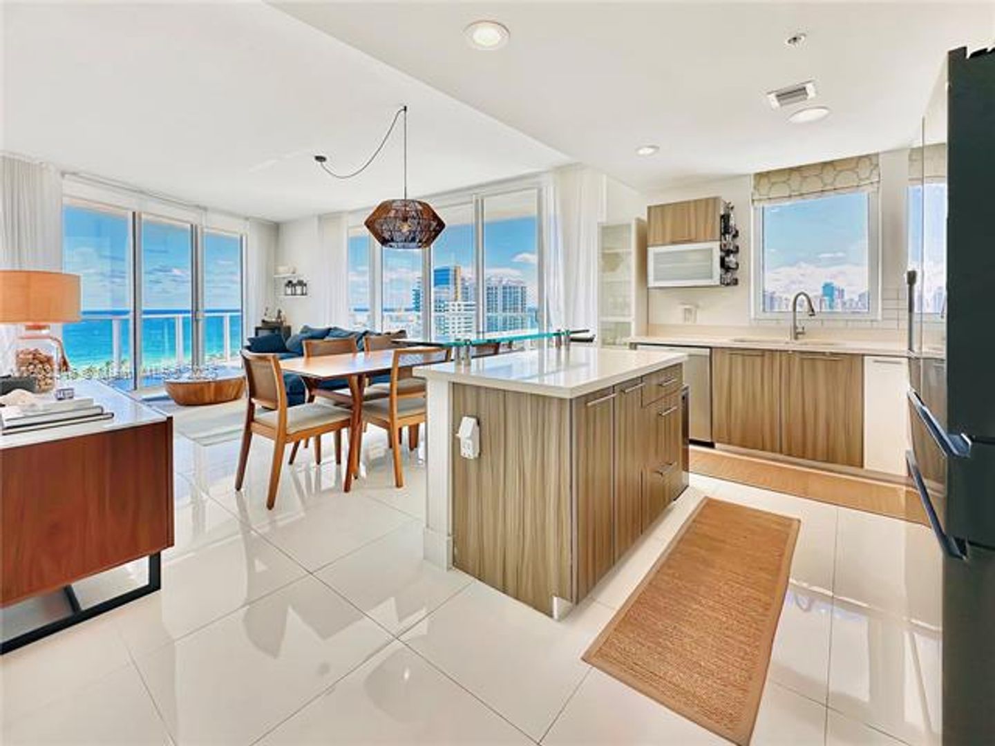 MIAMI BEACH Apartment: 6700 Indian Creek Dr unit PH2