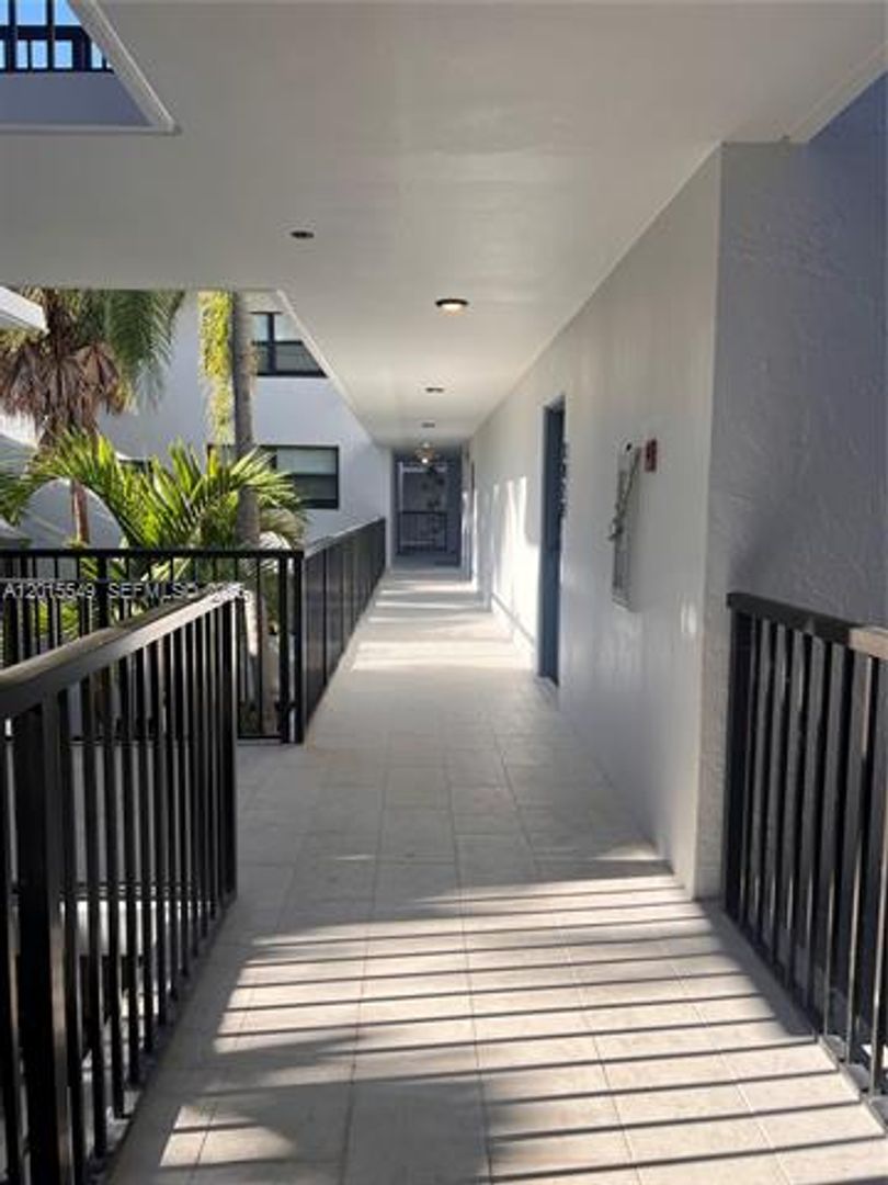 Key Biscayne Condo: 55 Ocean Lane Dr unit 3030