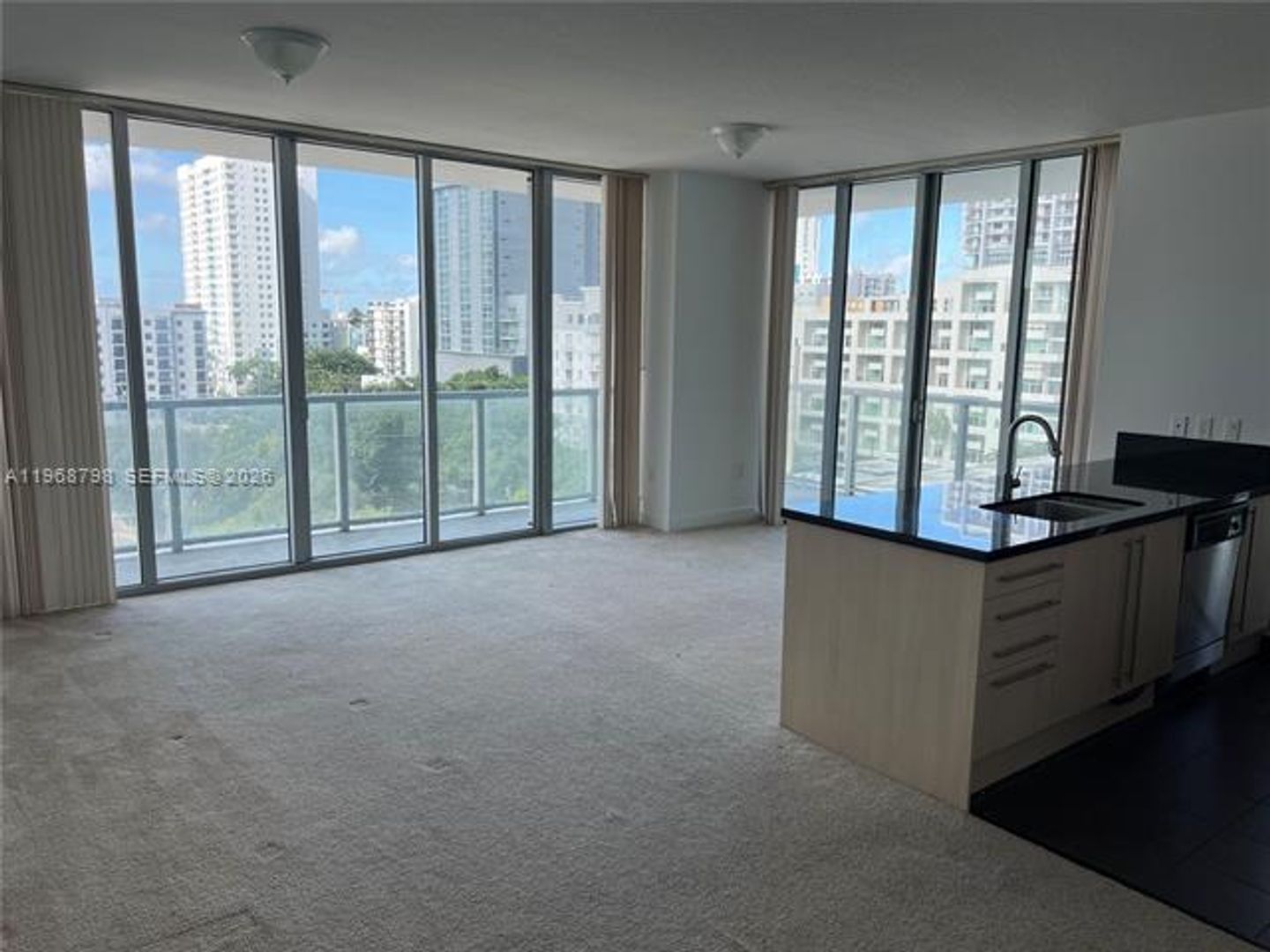 MIAMI Apartment: 79 SW 12th St unit 1112-S