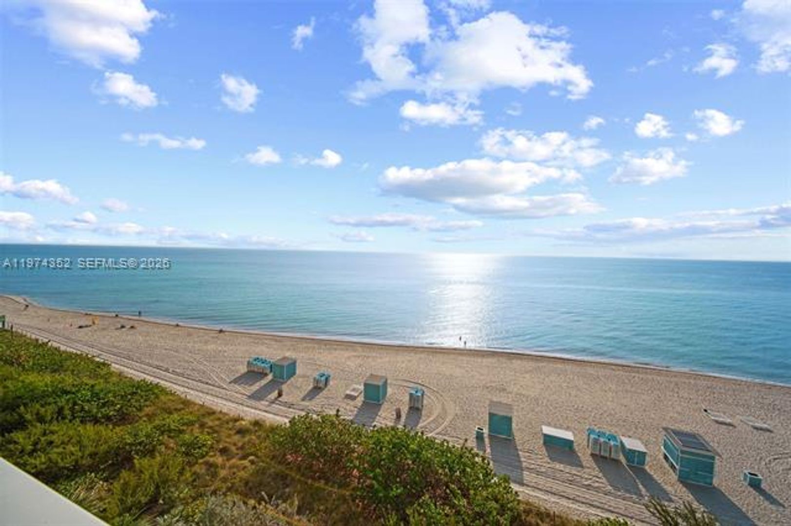 MIAMI BEACH Apartment: 6801 Collins Ave appt 604